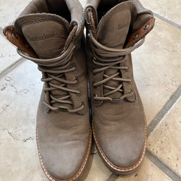 Women’s Timberland Boots 6.5 - Picture 5 of 6